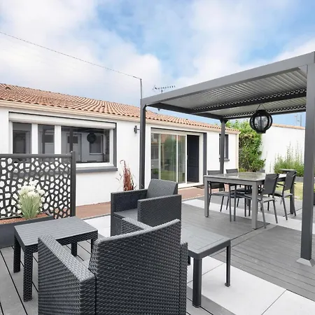 Maison Pour 6. 700m De La Pornic