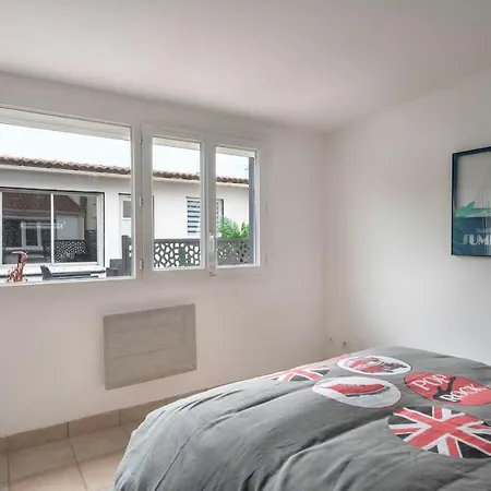 Maison Pour 6. 700m De La *