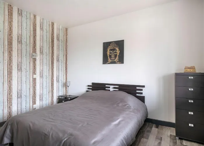 Maison Pour 6. 700m De La פורניק