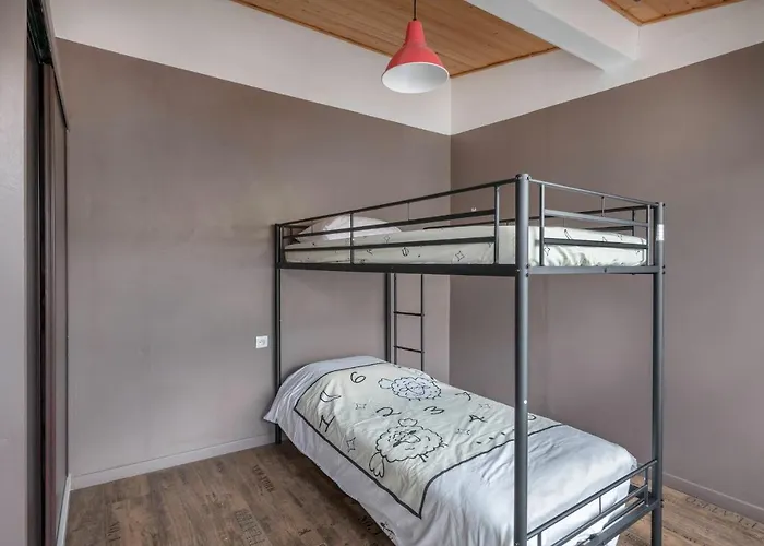 Maison Pour 6. 700m De La *